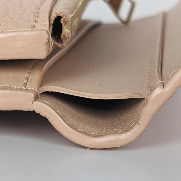 Louis Vuitton Peach Capucines Studded Wallet - Picture 5 of 6